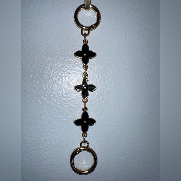 Bag Extender Clover with Gold Accents (BAG NOT INCLUDED) - Picture 3 of 3